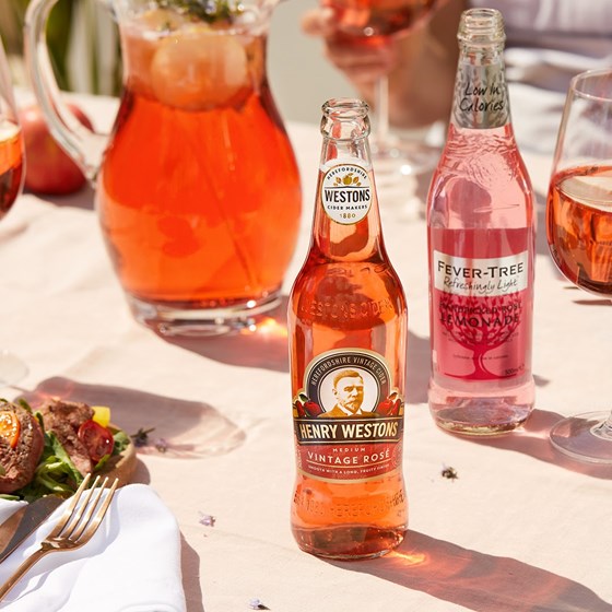 Henry’s Apple Spritz
