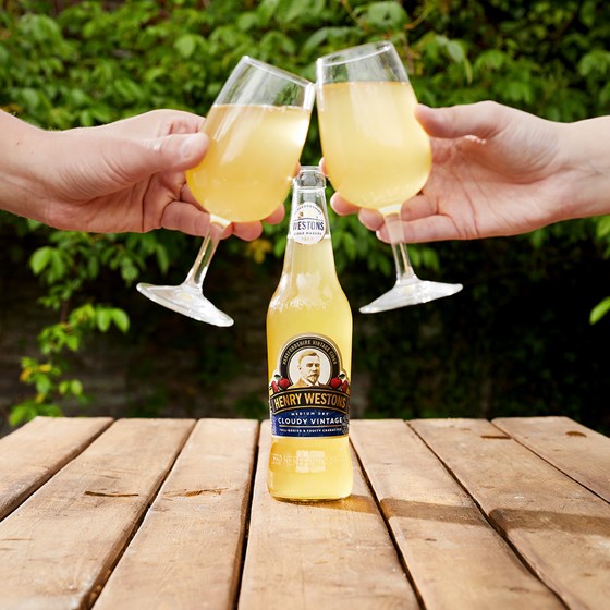 Henry Westons Cloudy Vintage
