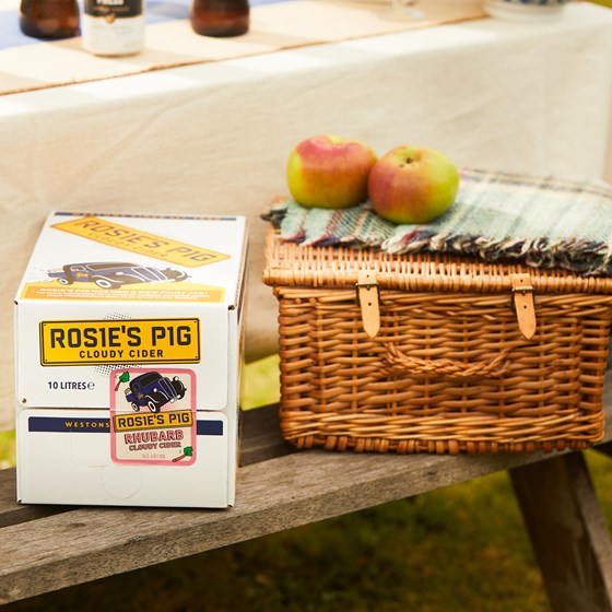 Rosie's Pig Cloudy Rhubarb Cider